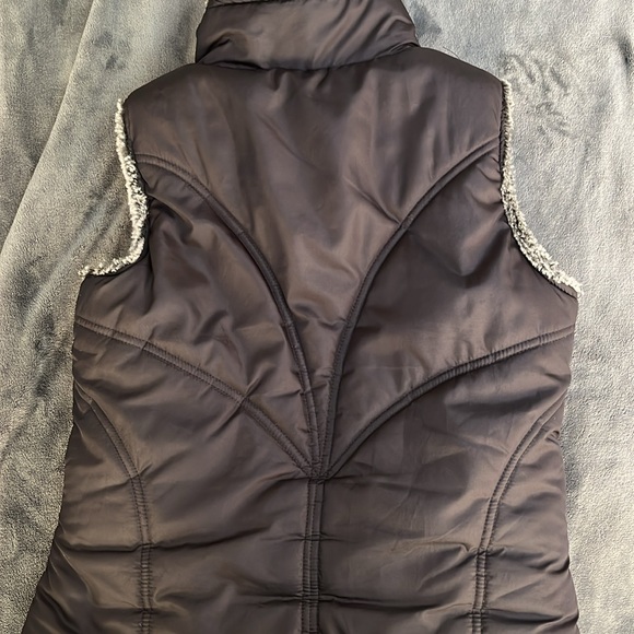 Reversible vest - Picture 5 of 5